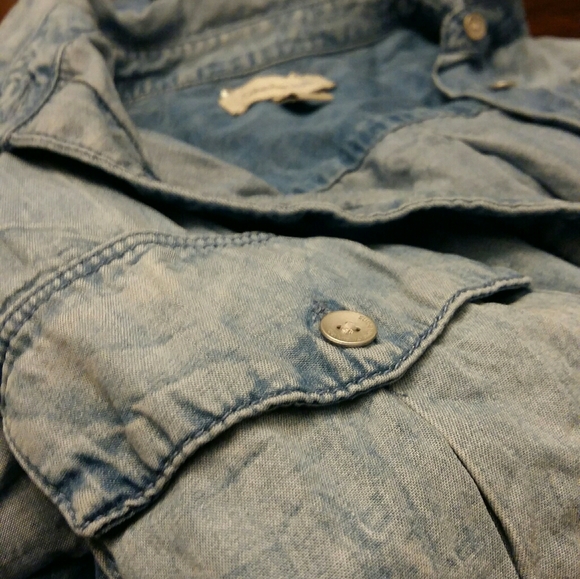 Calvin Klein Jean Shirt - Picture 4 of 6